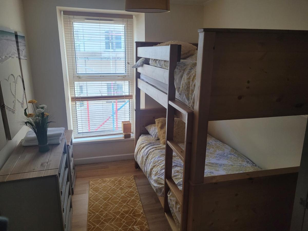 Large 5 Bed Town-Centre Home Close To The Beach, Sleeps 9 Aberystwyth Eksteriør bilde
