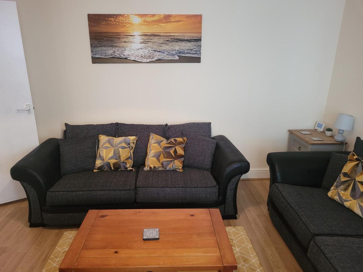 Large 5 Bed Town-Centre Home Close To The Beach, Sleeps 9 Aberystwyth Eksteriør bilde